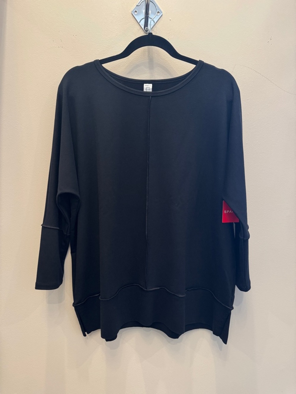SPANX Dolman 3/4 Sleeve Top